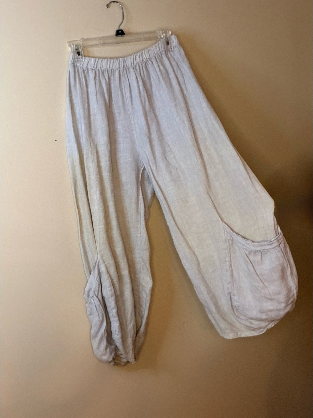 Relaxed Wide-Leg Linen Harem Pants in Light Beige